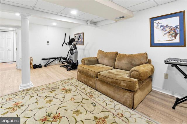 9 PADDOCK, Lawrenceville, NJ 08648