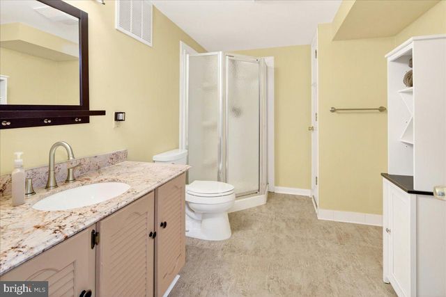 9 PADDOCK, Lawrenceville, NJ 08648