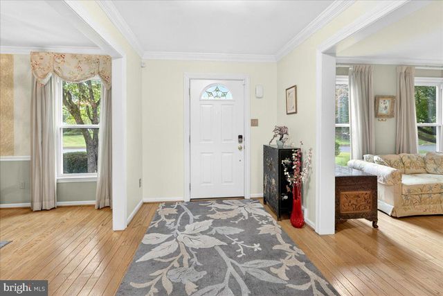 9 PADDOCK, Lawrenceville, NJ 08648