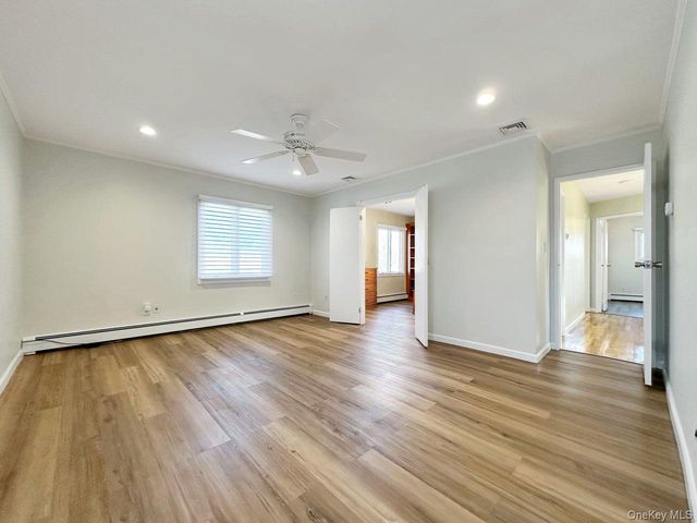 18 Lloyd Lane, Nesconset, NY 11767