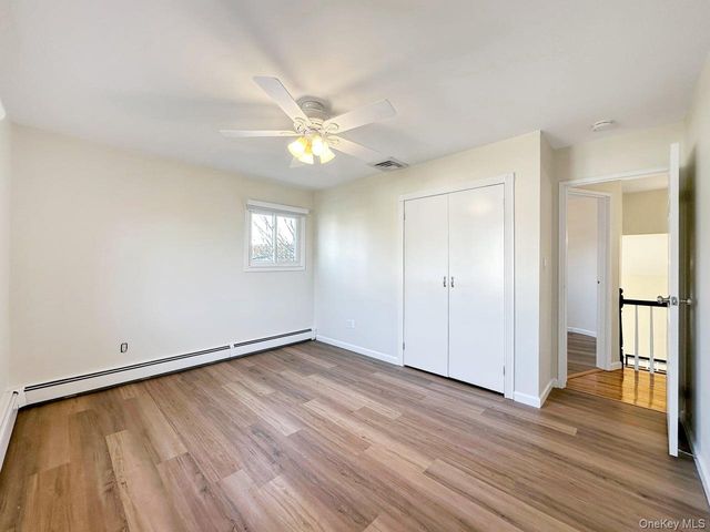 18 Lloyd Lane, Nesconset, NY 11767
