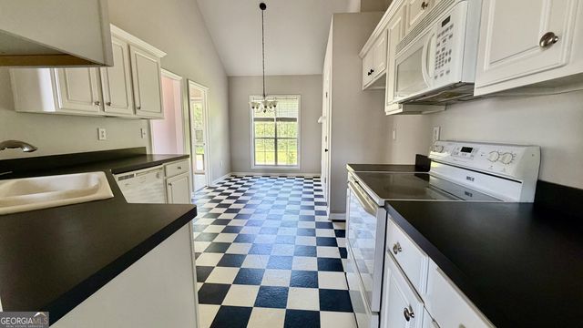 228 Providence Drive, Carrollton, GA 30116