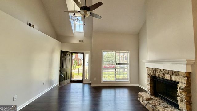 228 Providence Drive, Carrollton, GA 30116