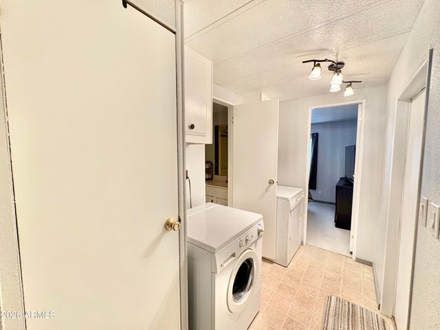 652 S ELLSWORTH Road 126, Mesa, AZ 85208