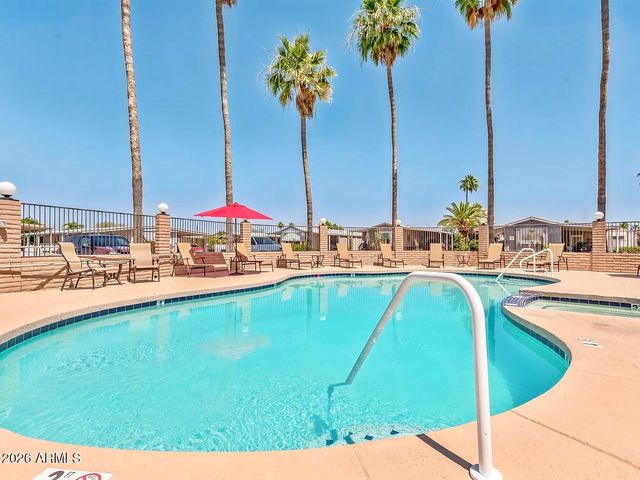 652 S ELLSWORTH Road 126, Mesa, AZ 85208