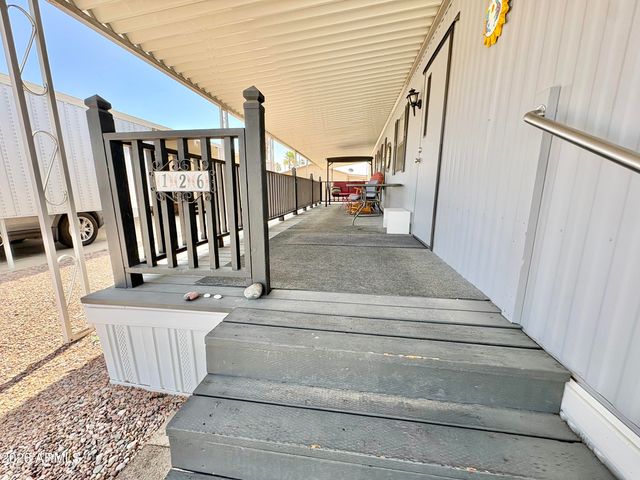 652 S ELLSWORTH Road 126, Mesa, AZ 85208