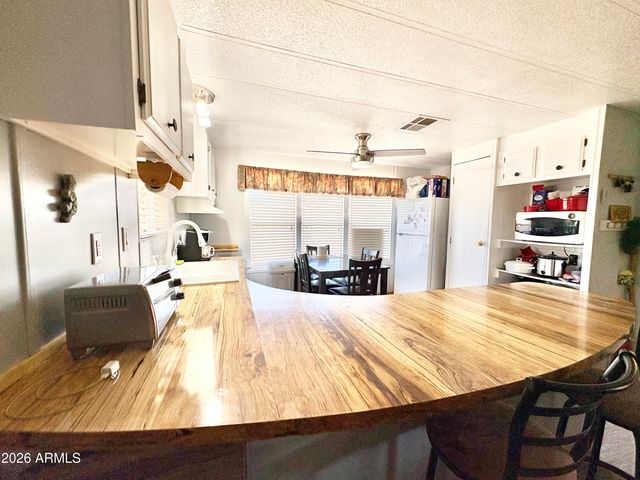 652 S ELLSWORTH Road 126, Mesa, AZ 85208