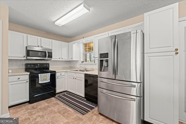 230 Ravenwood Ln, Rockmart, GA 30153