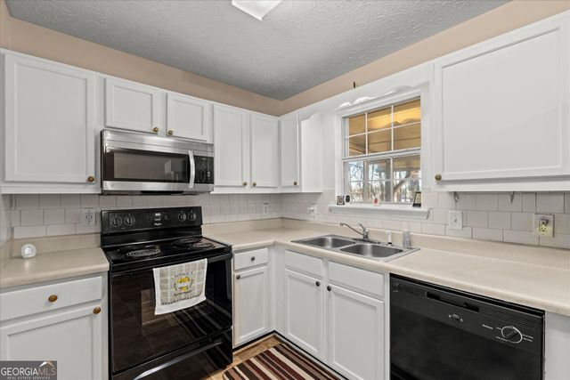 230 Ravenwood Ln, Rockmart, GA 30153