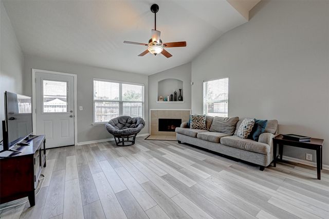 20314 Cypresswood Glen, Spring, TX 77373