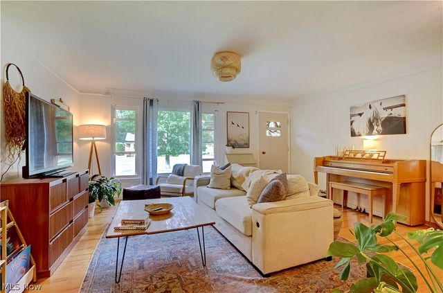 22095 Sandy Lane, Fairview Park, OH 44126