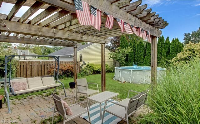22095 Sandy Lane, Fairview Park, OH 44126