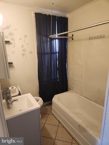 2029 LOGAN ST, Harrisburg, PA 17102