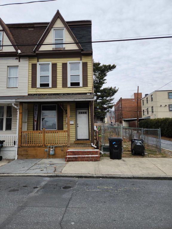 2029 LOGAN ST, Harrisburg, PA 17102