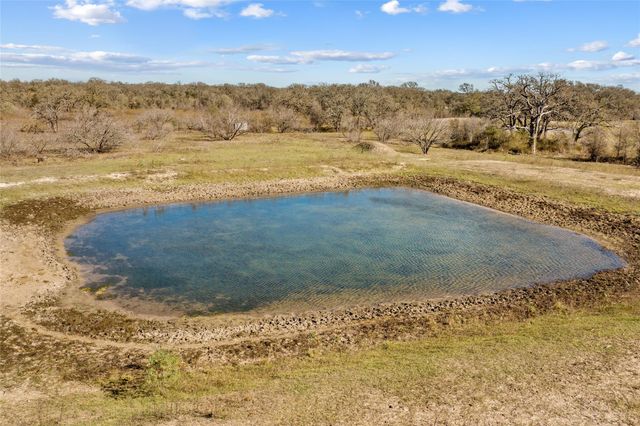 2494 County Road 118, Giddings, TX 78942