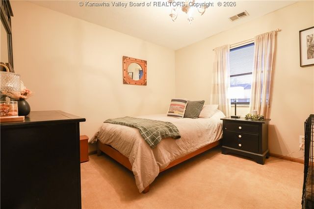 225 Sunset Drive, Hurricane, WV 25526