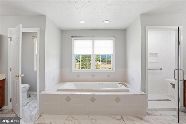 300 TAVISTOCK DR, Winchester, VA 22602