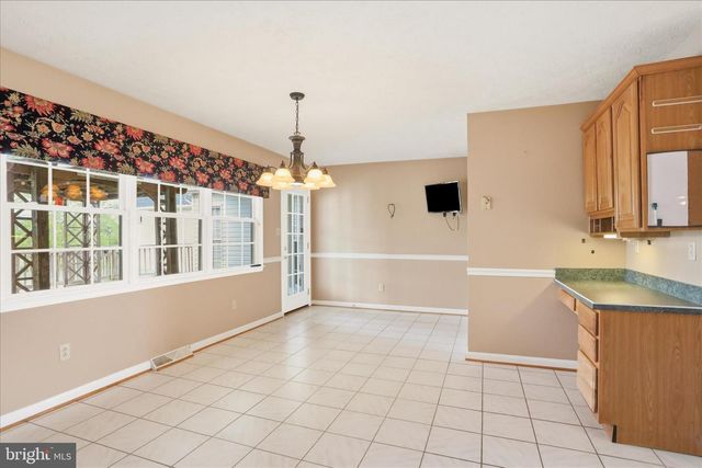 300 TAVISTOCK DR, Winchester, VA 22602