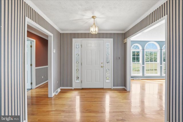 300 TAVISTOCK DR, Winchester, VA 22602
