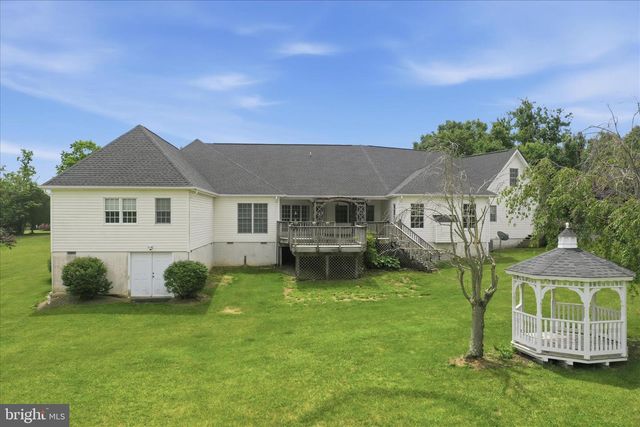 300 TAVISTOCK DR, Winchester, VA 22602
