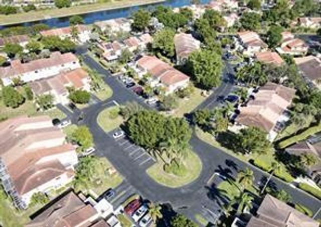 3490 Deer Creek Palladian Circle, Deerfield Beach, FL 33442