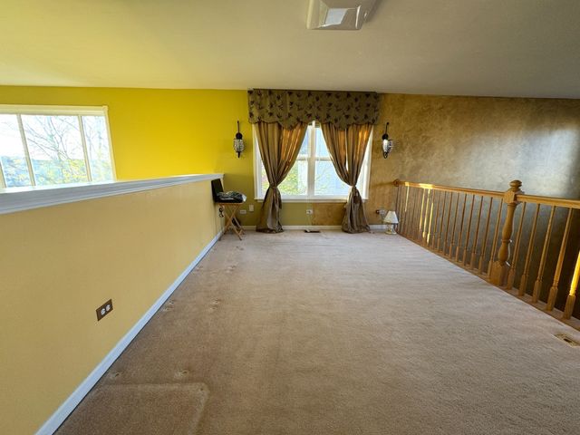 39302 N Queensbury Lane, Beach Park, IL 60083