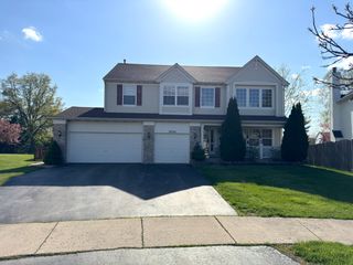 39302 N Queensbury Lane, Beach Park, IL 60083