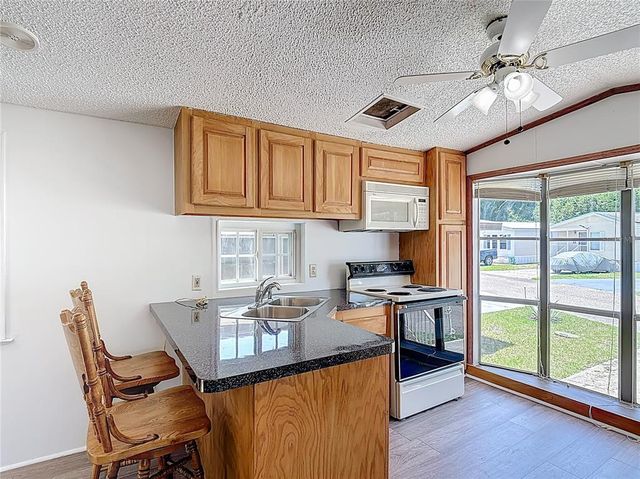 9000 US HIGHWAY 192 155, Clermont, FL 34714