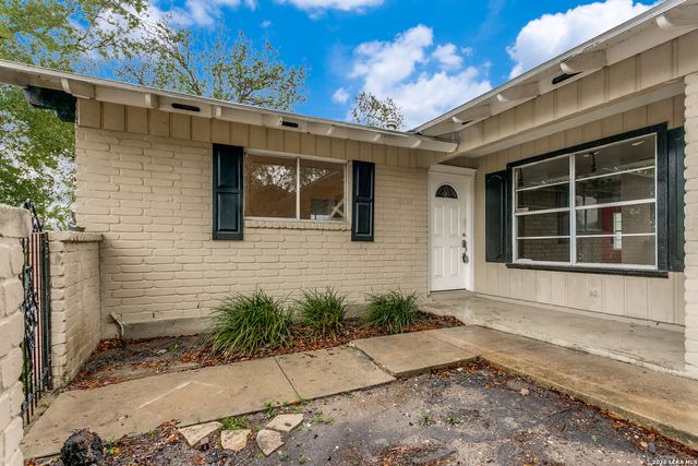 622 TRAFALGAR RD, San Antonio, TX 78216