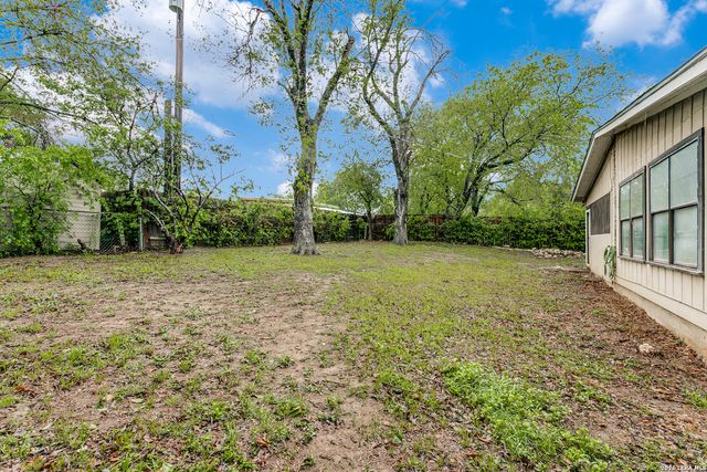 622 TRAFALGAR RD, San Antonio, TX 78216