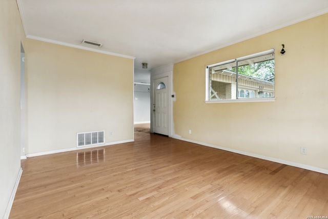 622 TRAFALGAR RD, San Antonio, TX 78216