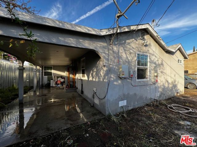 668 E 113th Street, Los Angeles, CA 90059