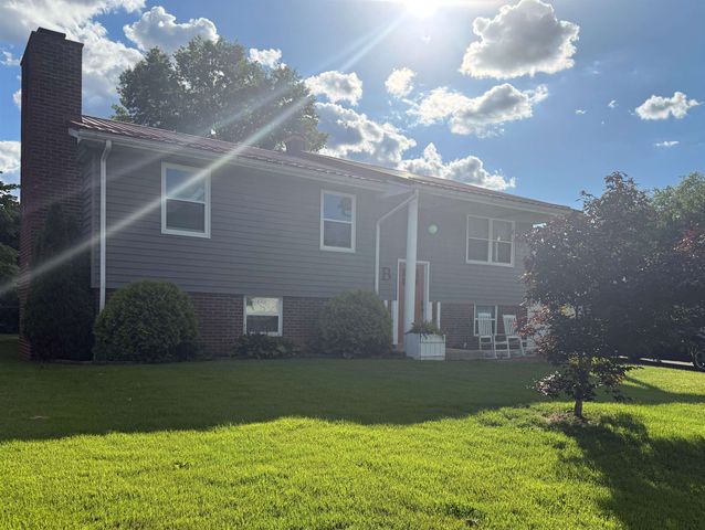 217 Bartow Drive, Barboursville, WV 25504