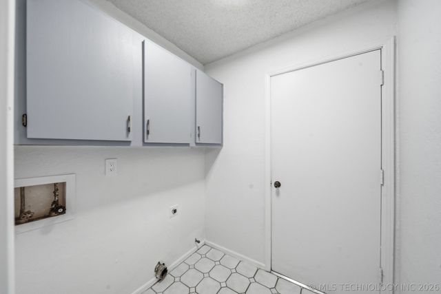 503 W 33rd Street, Sand Springs, OK 74063