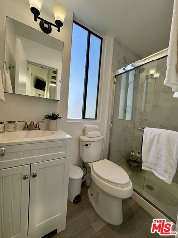 14 Mast Street, Marina Del Rey, CA 90292