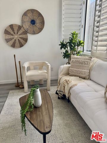 14 Mast Street, Marina Del Rey, CA 90292