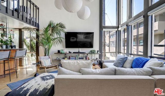 14 Mast Street, Marina Del Rey, CA 90292