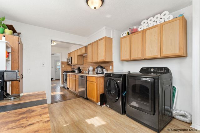 515 E 3RD ST, Cheyenne, WY 82007