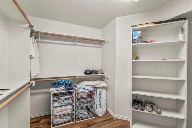 370 Saint Andrews Drive, Mabank, TX 75156