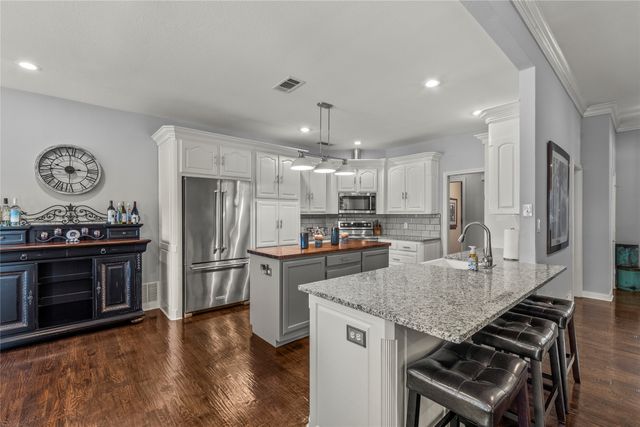 370 Saint Andrews Drive, Mabank, TX 75156