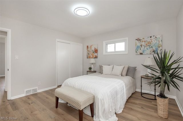 5301 Mardale Avenue, Bedford Heights, OH 44146