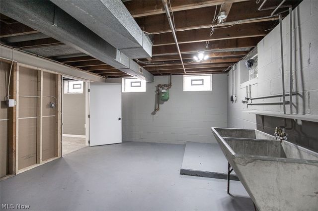 5301 Mardale Avenue, Bedford Heights, OH 44146