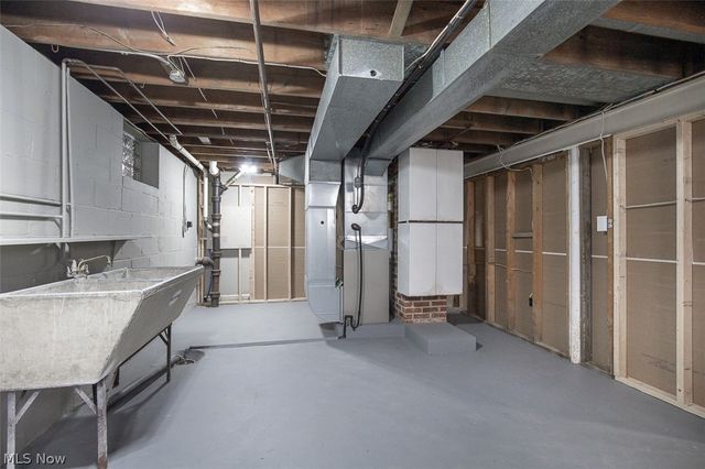 5301 Mardale Avenue, Bedford Heights, OH 44146