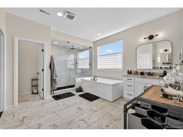 16036 Swan Mountain Dr, Broomfield, CO 80023