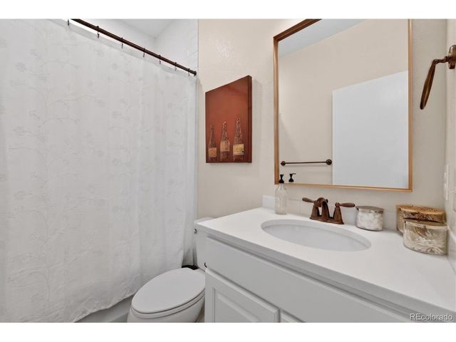 16036 Swan Mountain Dr, Broomfield, CO 80023