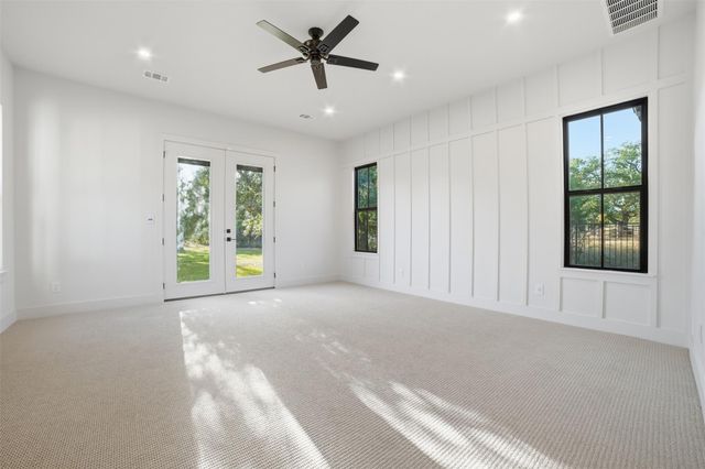 23937 Oscar RD, Spicewood, TX 78669