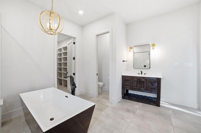 23937 Oscar RD, Spicewood, TX 78669