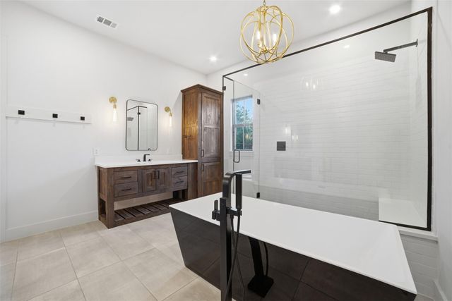 23937 Oscar RD, Spicewood, TX 78669