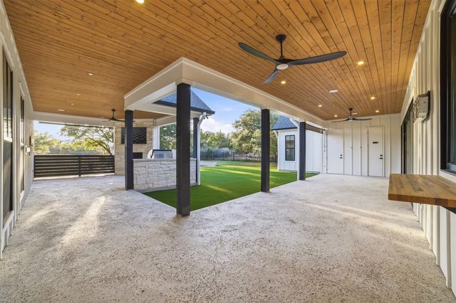 23937 Oscar RD, Spicewood, TX 78669