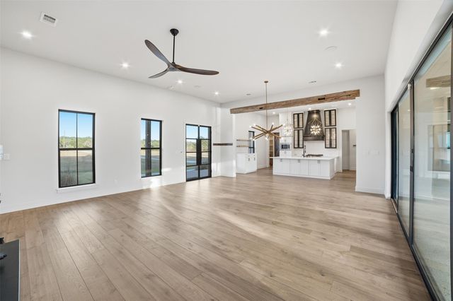 23937 Oscar RD, Spicewood, TX 78669